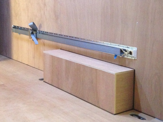 (image for) Zinc Plated 1806 tracking - 3 metre lengths